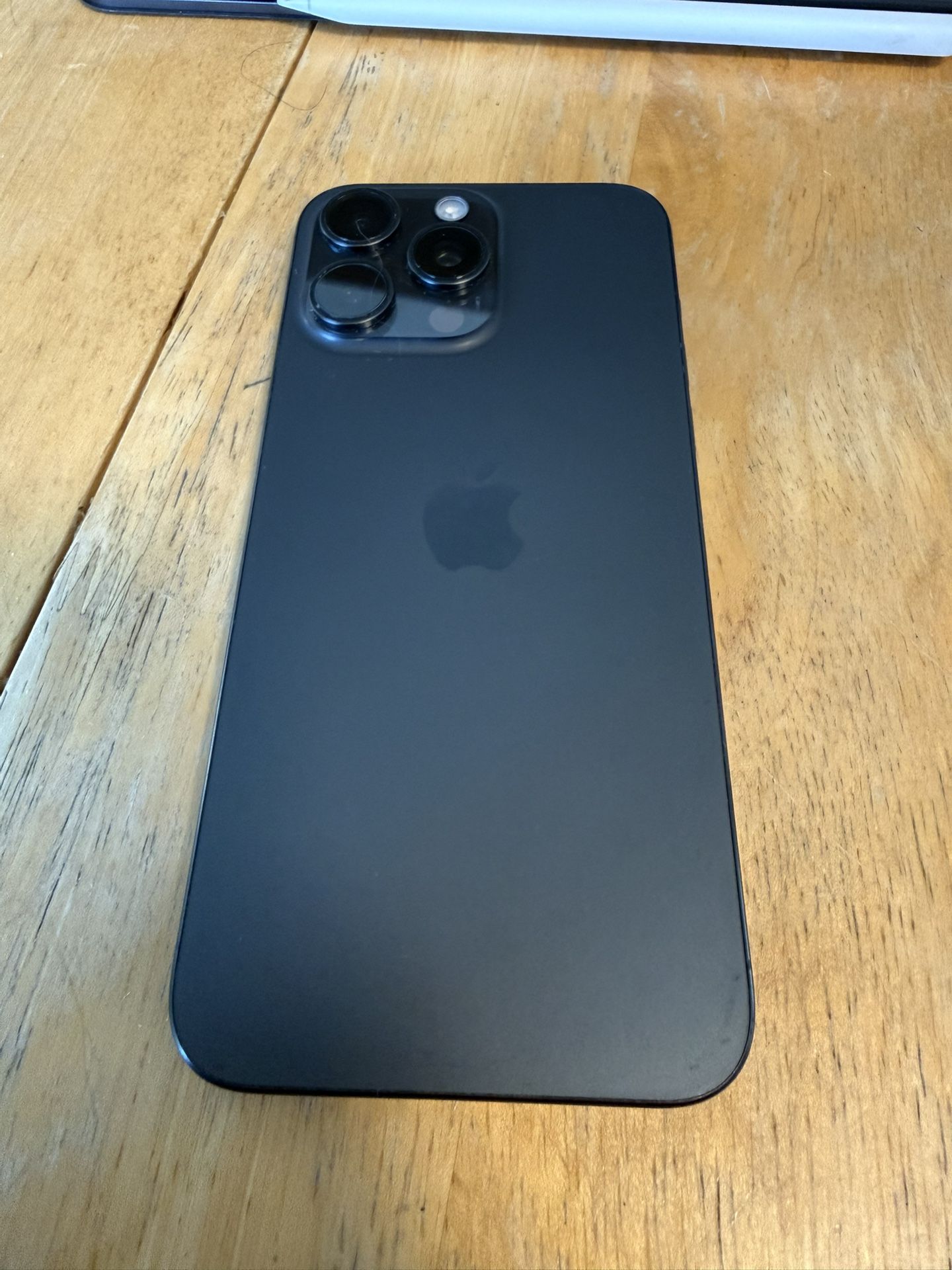 iPhone 15 Pro Max – 256GB – Unlocked  