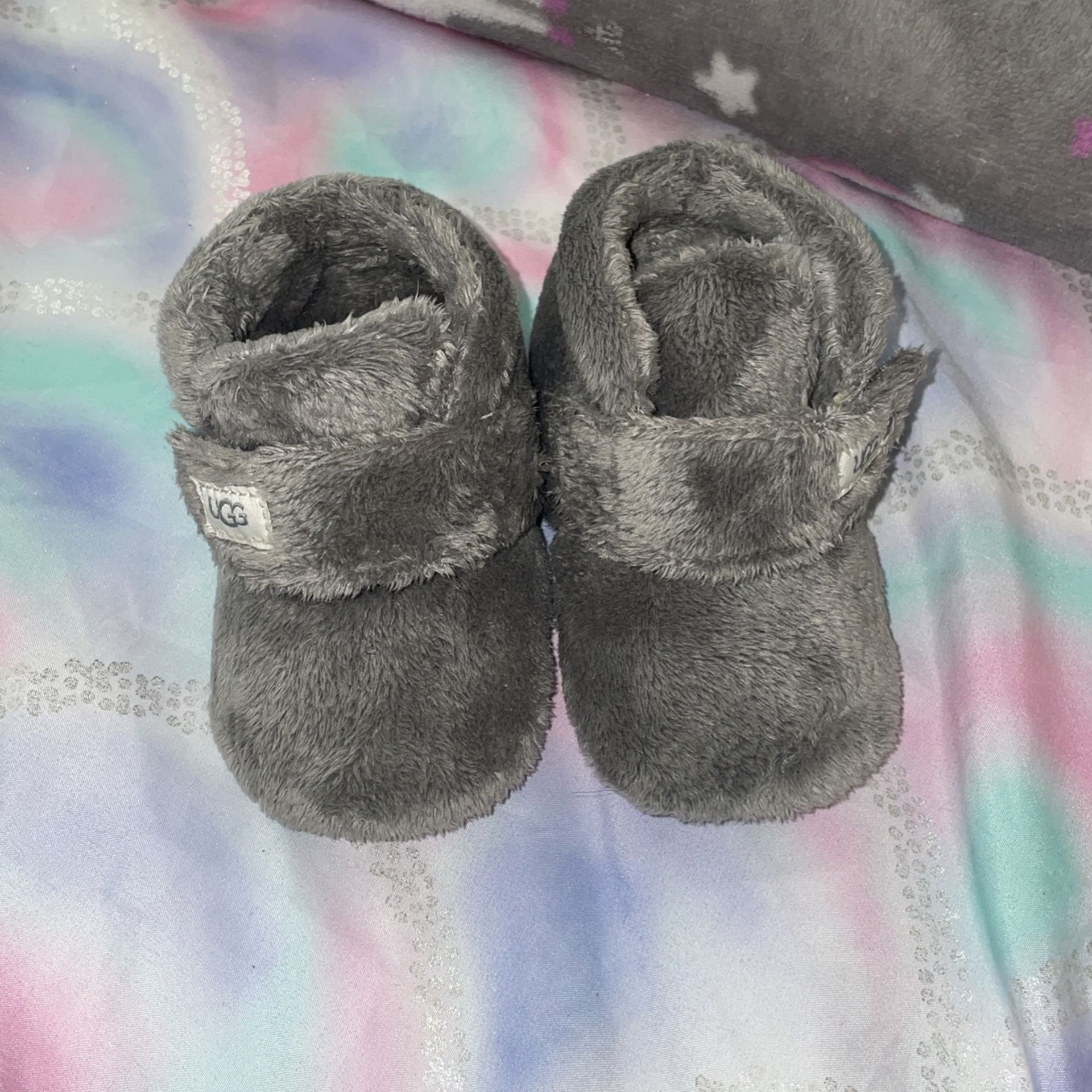 Baby Ugg Slippers Size 4/5