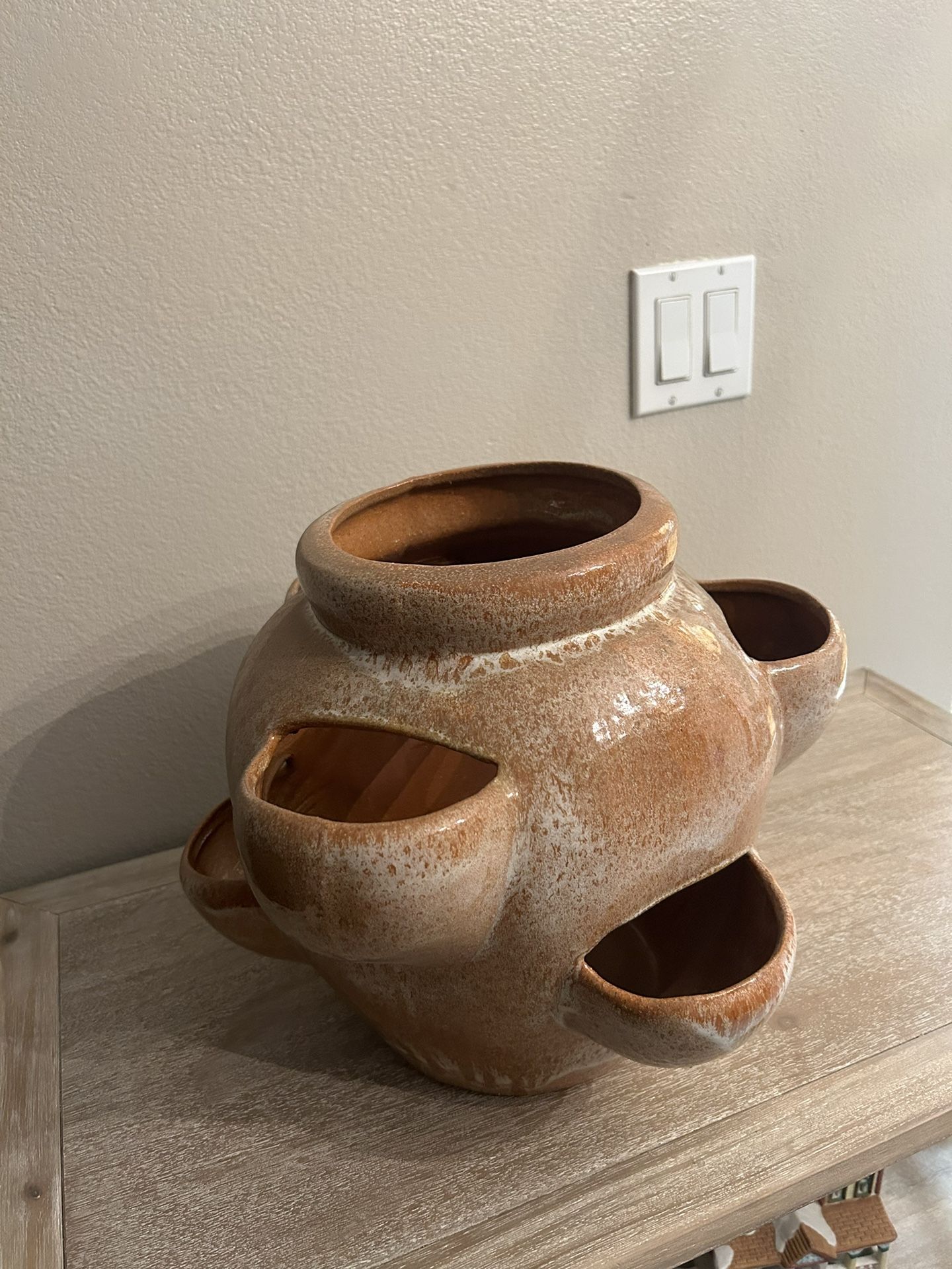 New Flower Pots Made Out Of Ceramic Perfect Gift