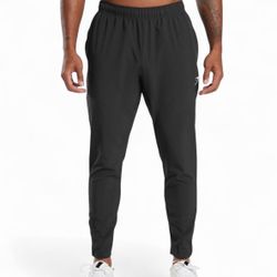 Gymshark mens black woven Arrival joggers slim fit pants