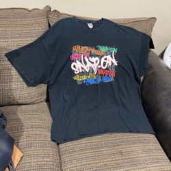 Size 2XL, Vintage, Graffiti Style Snap On T-Shirt.