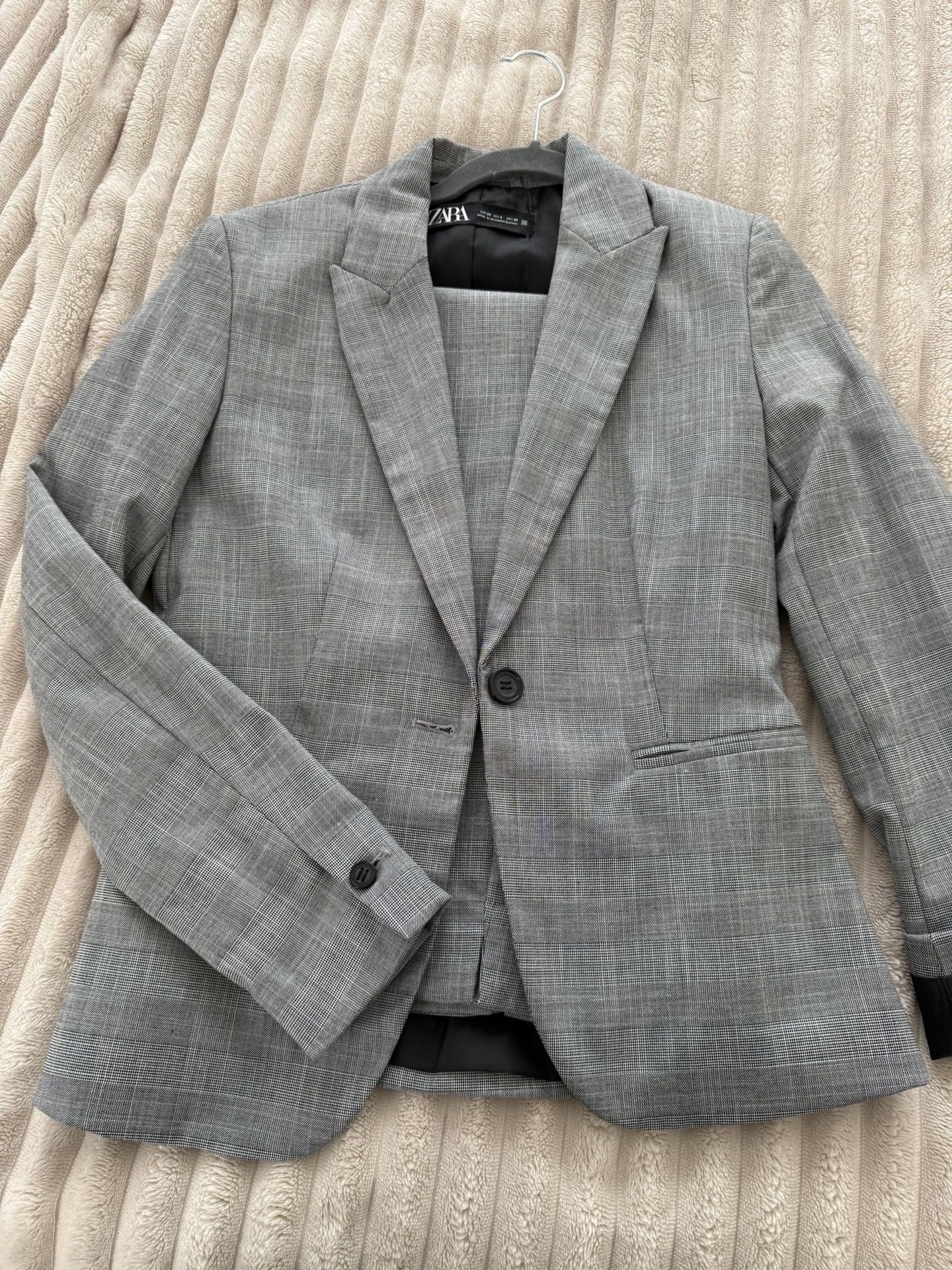 Zara Suit Set