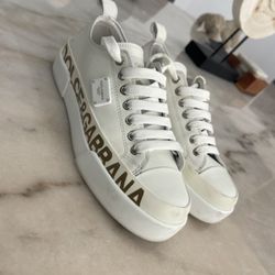 Authentic Women’s Dolce & Gabbana shoes Size 5.5