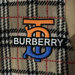 Burberry Sweater 