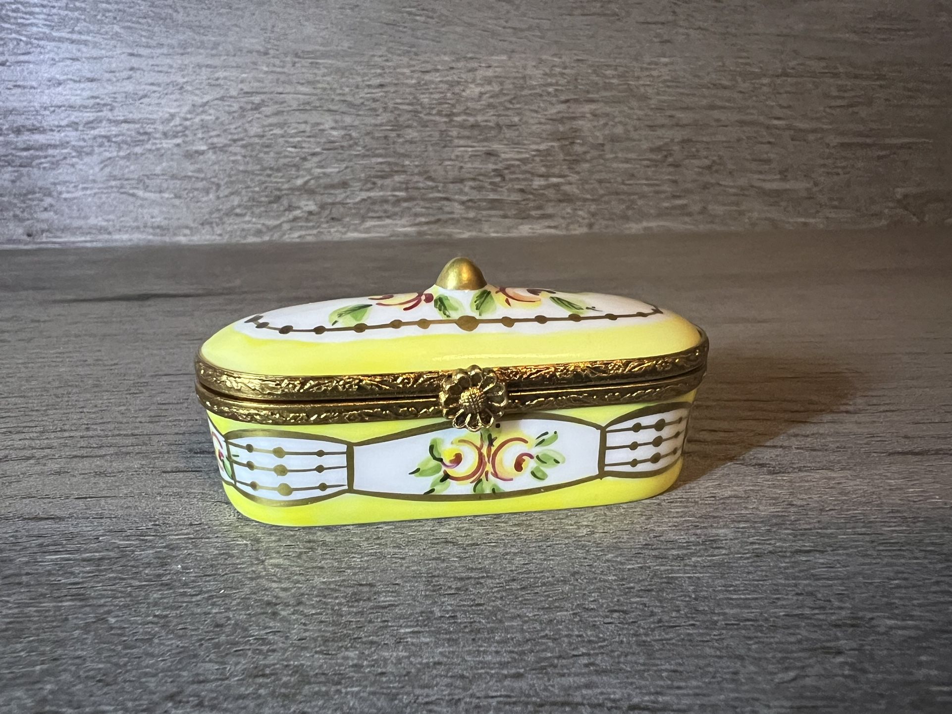 Limoges porcelain trinket box