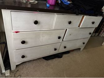 Bedroom set