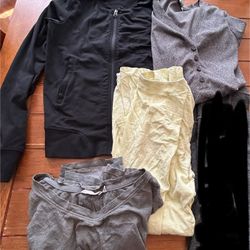 Athleta 4 Pc Clothing Bundle 