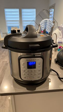 Instant Pot Duo Crisp Air Fryer + Pressure Cooker 11-in-1