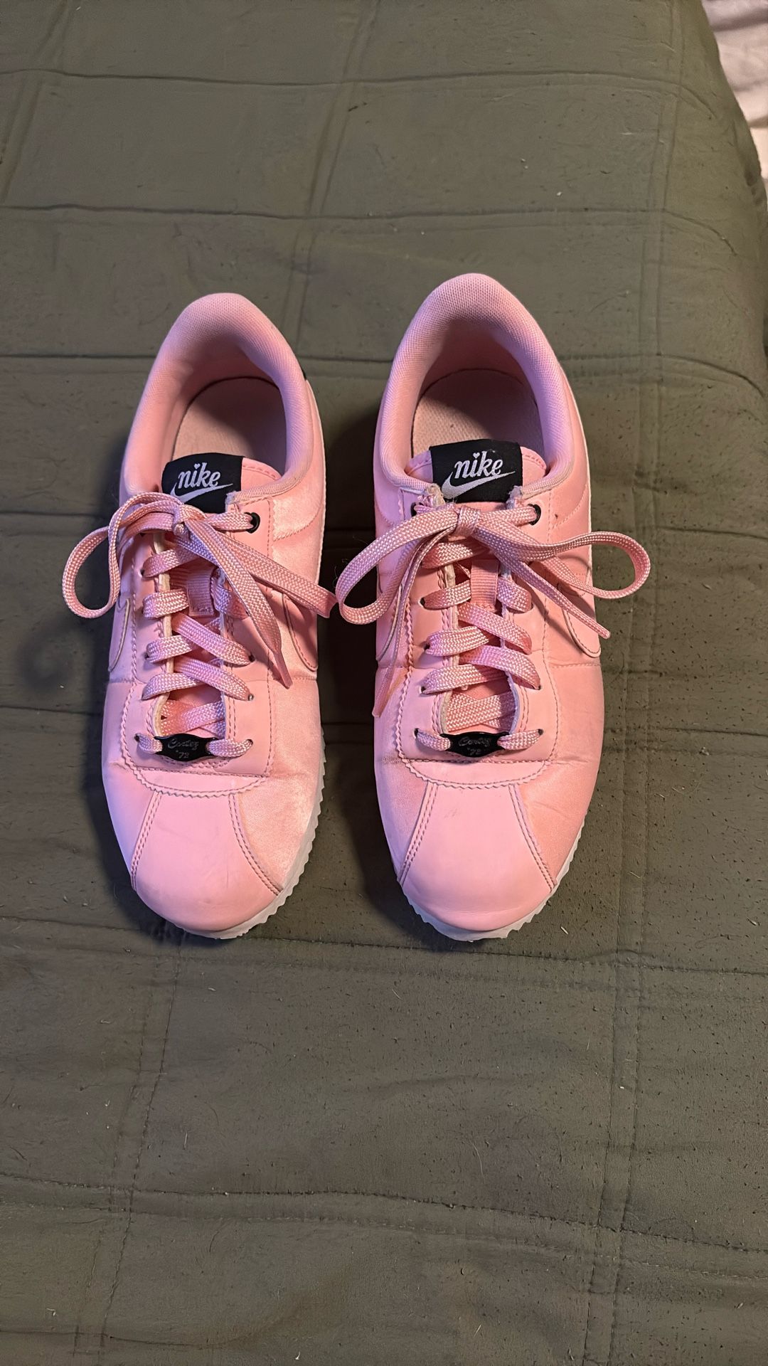 Nike Cortez Valentine’s Shoe Youth
