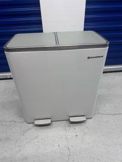 Dual trashcan