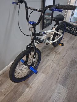 F5 20  Ambush kid bike