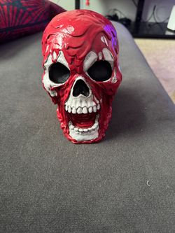 Decorative Resin Skull Figurine with LED Light
