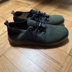 Work shoes  hard toe  11