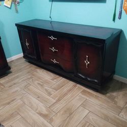 4 Pc Bedroom Furniture Set