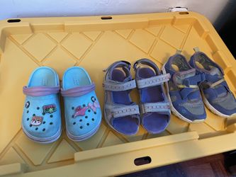 Crocs, Girl Shoes