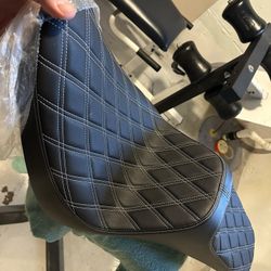 Harley Seat