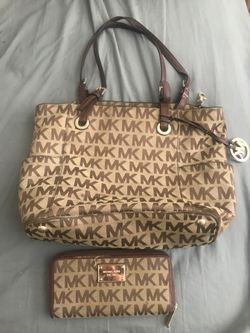 Coach purse and Michael Kors￼