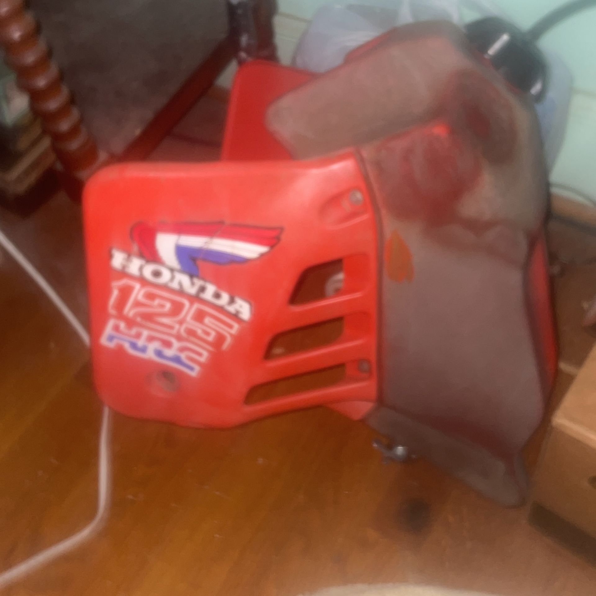 87 Plastics And Gas Tank And New Off On Switch For A Cr 1987 125