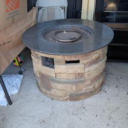 Gas Fire Pit Stone Style – Make Offer 🔥 Must Go Today