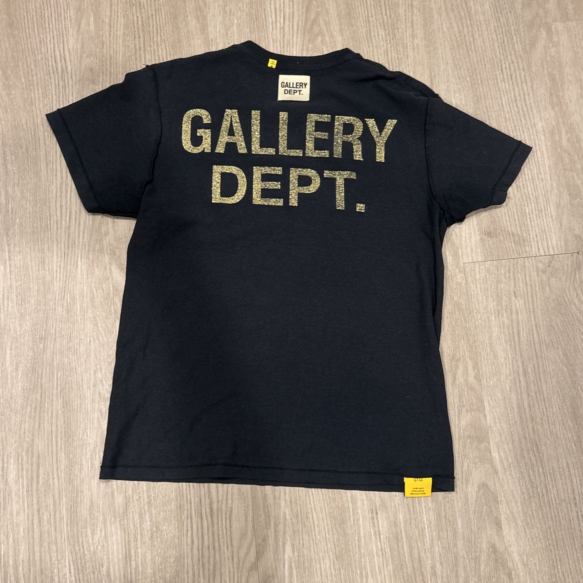 gallery detp tee