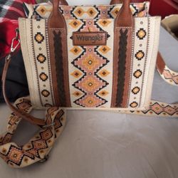 wrangler purse 