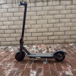 Electric scooter