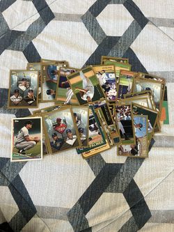 Pack of 39 Baseball Cards – Mixed Players & Teams