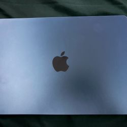 Apple MacBook Air 13-inch M2 Chip 8GB RAM 256GB SSD Midnight