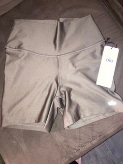 Alo shorts
