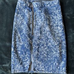 Skirt (90’s Acid Wash)