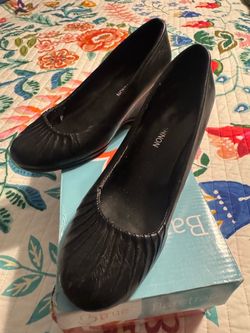 Black Ballet wedged with Ruched Toe