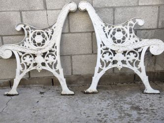 Cast Iron Bench Ends