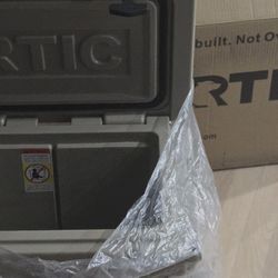 New Cooler RTIC