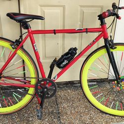 Pure Fix Medium size Frame, 700c Single Speed Bicycle