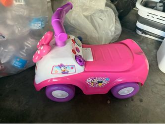 Minnie Mouse car