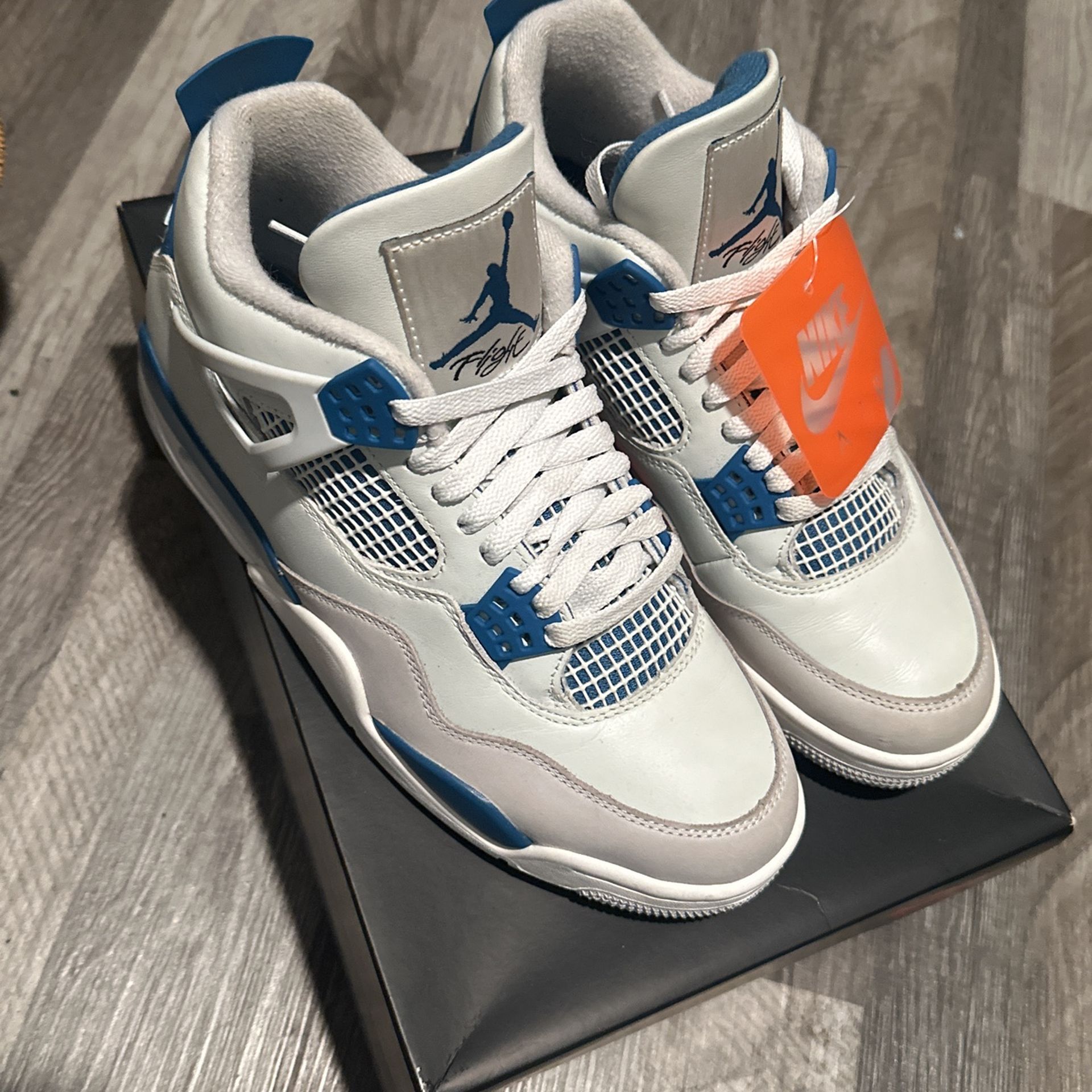 Jordan 4 Military Blue