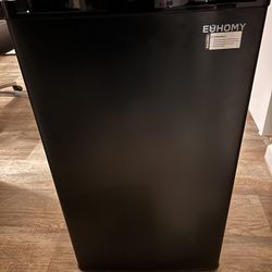 Mini Fridge With Freezer