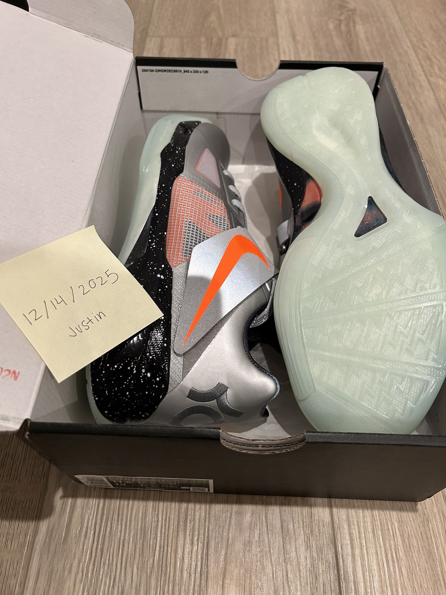 KD VI Galaxy Deadstock size 11.5 Price: $225 firm