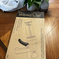 New Pamper Chef Cookie Press $7