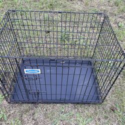 MEDIUM DOG CRATE