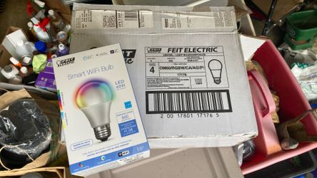 Smart bulbs new