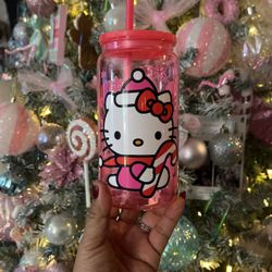 Hello Kitty, perfect for Christmas gift