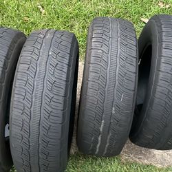 Set Of 255 70 16