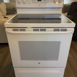 White Stove Dishwasher Microwave 