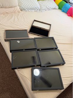 Jewelry display / organizer case