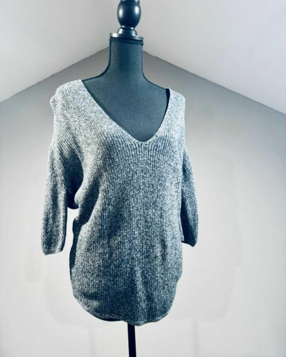 XS Express Gray Sweater
