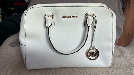 Volsa Michael Kors $75