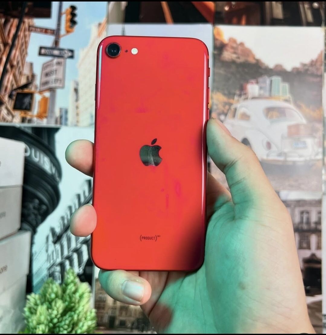 iPhone SE Unlocked With Warranty