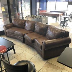 Curved 10 FT Vinyl Couch Comfortable 4-person Seating With Armrest Sectional Furniture