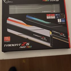 64GB DDR5 RGB RAM (2 x 32GB)
